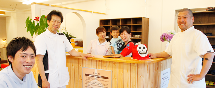 スタッフ集合写真